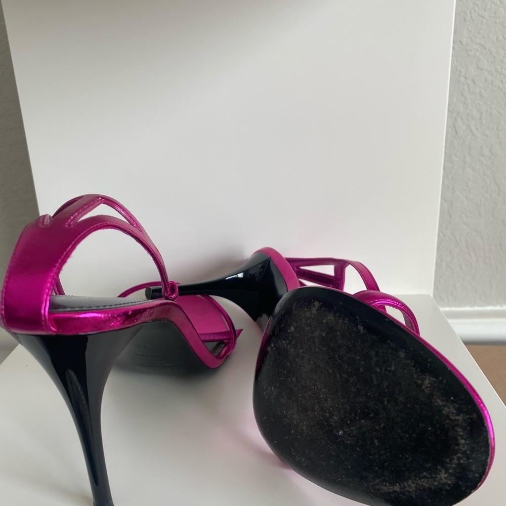 Saint Laurent Lexi Sandal - Picture 3 of 4